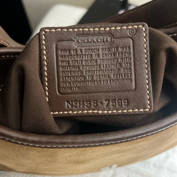 Coach Suede Brown Hamptons Shoulder Bag 🤎 - Picture 11 of 15